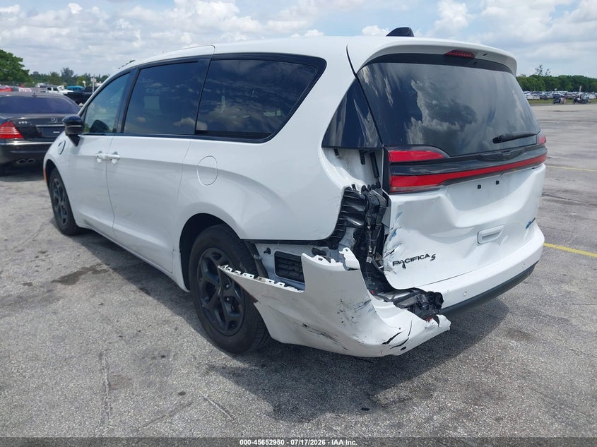 2024 Chrysler Pacifica VIN 2C4RC1S70RR115361 IAAI salvage auction — REAR END, Enterprise Vehicles Clear Only (Florida), sold $13,100 on 2026-07-19 (photo 3)