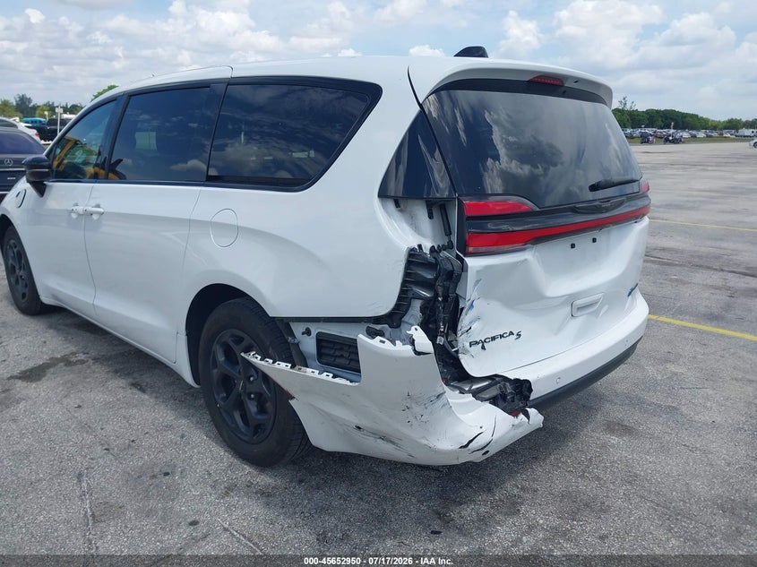 2024 Chrysler Pacifica VIN 2C4RC1S70RR115361 IAAI salvage auction — REAR END, Enterprise Vehicles Clear Only (Florida), sold $13,100 on 2026-07-19 (photo 6)