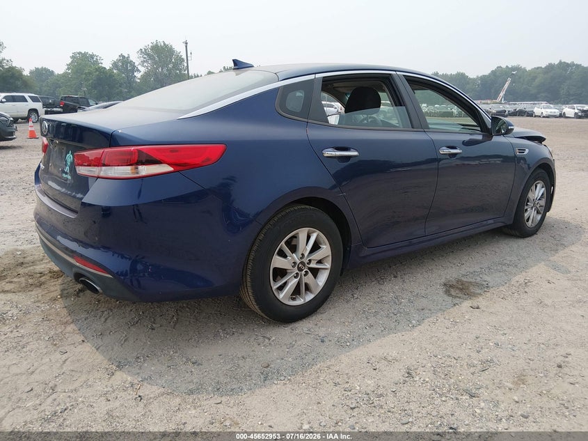 2018 Kia Optima VIN 5XXGT4L3XJG202363 IAAI salvage auction — NORMAL WEAR, Clear (New Jersey), sold $25 on 2026-07-21 (photo 4)