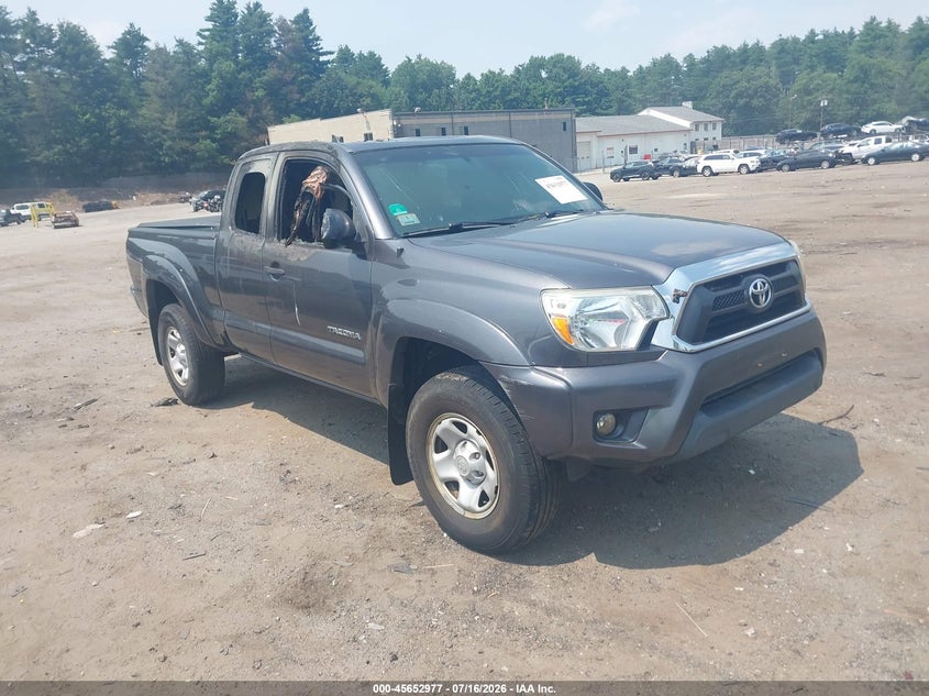 2015 Toyota Tacoma VIN 5TFUU4EN2FX120495 IAAI salvage auction — INTERIOR BURN, Clear (Massachusetts), sold $2,600 on 2026-07-31 (photo 1)