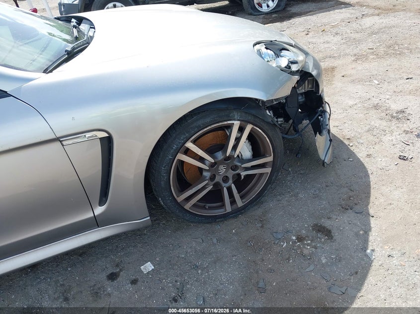 2013 Porsche Panamera VIN WP0AA2A70DL011321 IAAI salvage auction — RIGHT FRONT, Salvage Title, sold $2,250 on 2026-08-31 (photo 6)