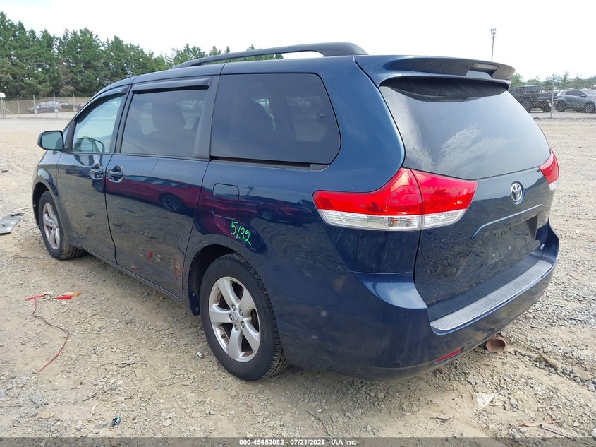 2011 Toyota Sienna VIN 5TDKK3DC2BS093855 IAAI salvage auction — SIDE, Clear (Virginia), sold $2,150 on 2026-07-29 (photo 3)