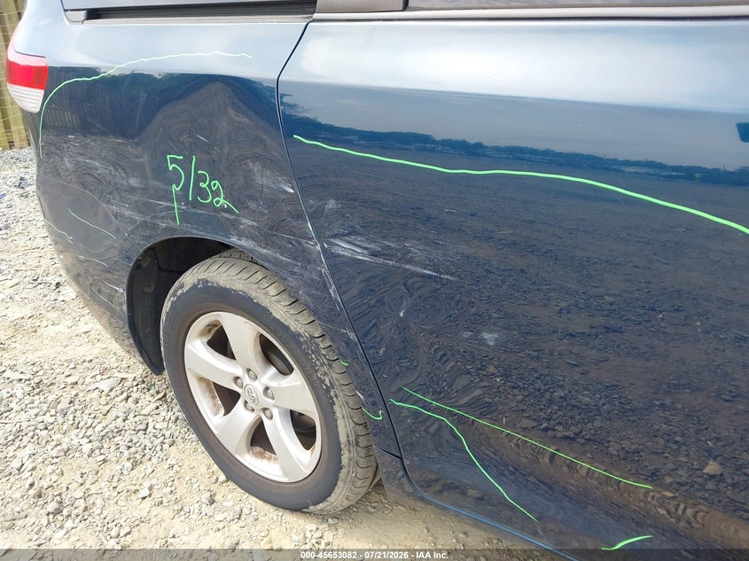 2011 Toyota Sienna VIN 5TDKK3DC2BS093855 IAAI salvage auction — SIDE, Clear (Virginia), sold $2,150 on 2026-07-29 (photo 6)