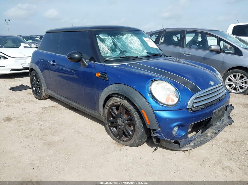 2013 Mini Hard top VIN WMWSU3C51DT681874 IAAI salvage auction — UNDERCARRIAGE, Salvage Title, sold $475 on 2026-08-10 (photo 1)