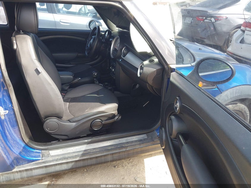 2013 Mini Hard top VIN WMWSU3C51DT681874 IAAI salvage auction — UNDERCARRIAGE, Salvage Title, sold $475 on 2026-08-10 (photo 5)