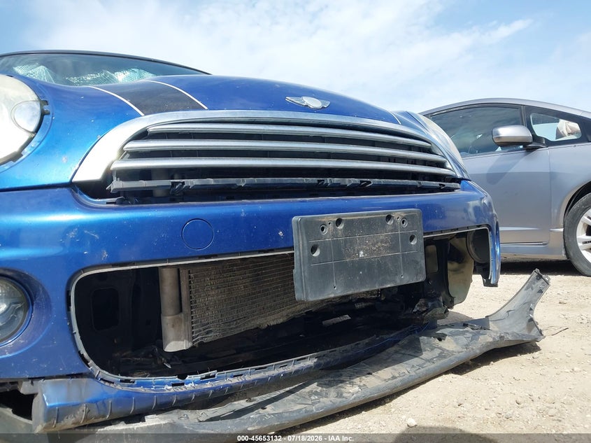 2013 Mini Hard top VIN WMWSU3C51DT681874 IAAI salvage auction — UNDERCARRIAGE, Salvage Title, sold $475 on 2026-08-10 (photo 6)