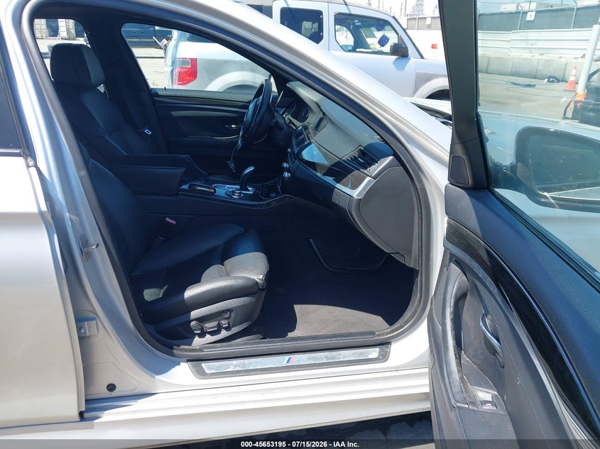 2013 BMW 5er VIN WBAFR7C59DC817288 IAAI salvage auction — NORMAL WEAR, Clear - Dealer Only (California), sold $1,550 on 2026-07-29 (photo 5)