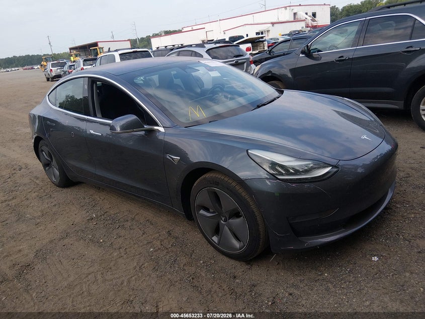 2019 Tesla Model 3 VIN 5YJ3E1EA7KF313590 IAAI salvage auction — LEFT & RIGHT, Salvage Title, sold $5,975 on 2026-08-29 (photo 1)