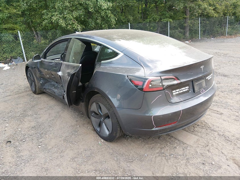 2019 Tesla Model 3 VIN 5YJ3E1EA7KF313590 IAAI salvage auction — LEFT & RIGHT, Salvage Title, sold $5,975 on 2026-08-29 (photo 3)