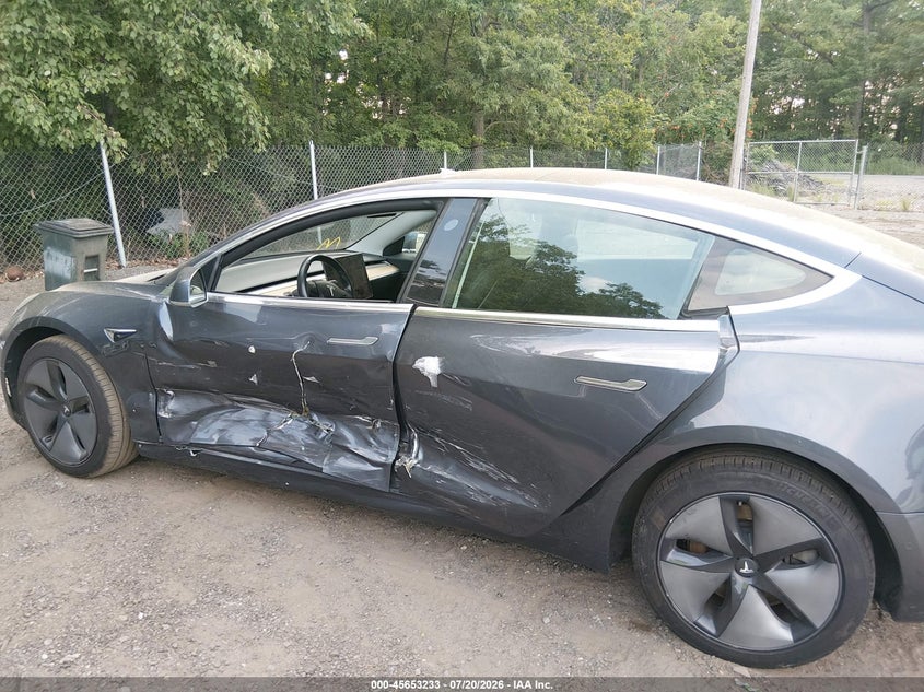 2019 Tesla Model 3 VIN 5YJ3E1EA7KF313590 IAAI salvage auction — LEFT & RIGHT, Salvage Title, sold $5,975 on 2026-08-29 (photo 6)