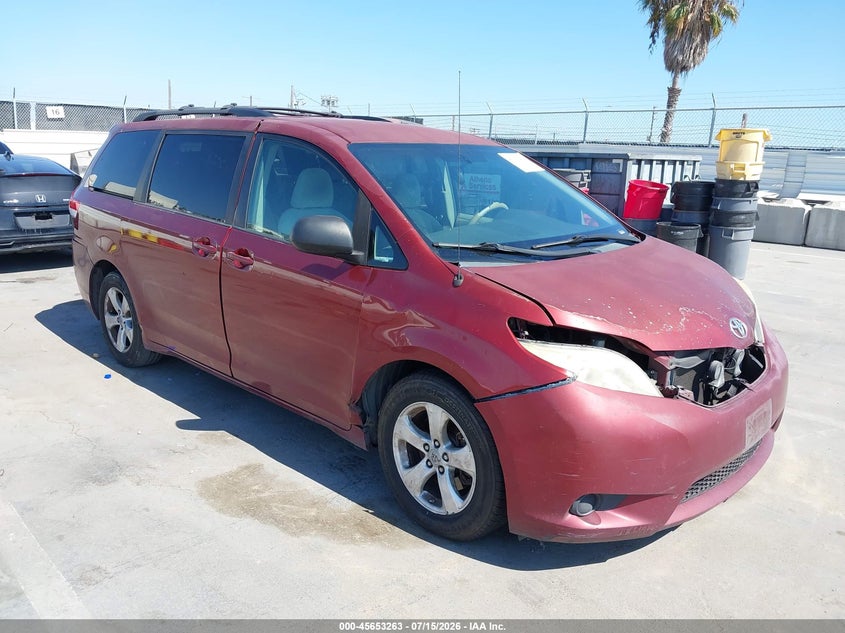 2011 Toyota Sienna VIN 5TDKK3DC0BS011024 IAAI salvage auction — NORMAL WEAR, Clear - Dealer Only (California), sold $650 on 2026-07-29 (photo 1)