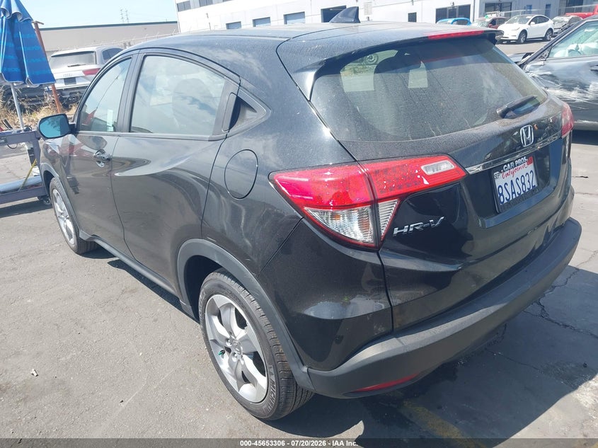 2020 Honda Hr-v VIN 3CZRU5H3XLM712499 IAAI salvage auction — REAR END, Wait Title, sold $7,100 on 2026-08-31 (photo 3)