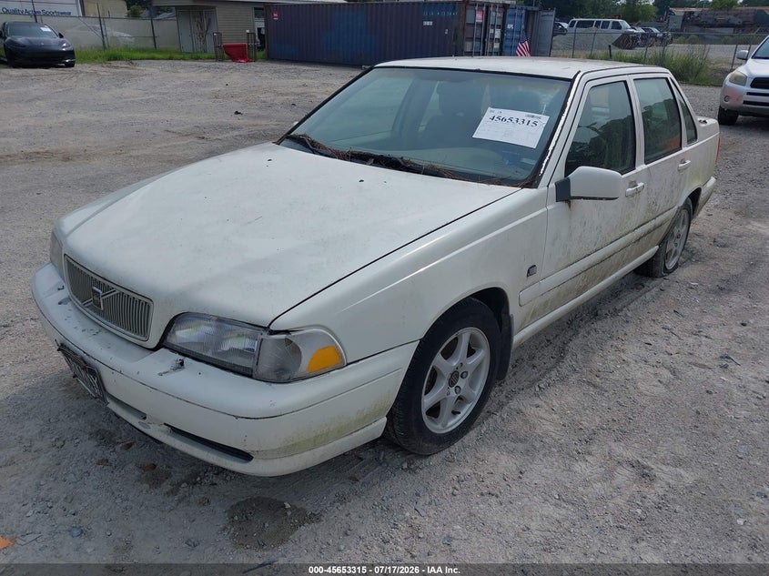 1999 Volvo S70 VIN YV1LS55AXX2621616 IAAI salvage auction — NORMAL WEAR, Clear-Dealer Only (North Carolina), sold $25 on 2026-07-28 (photo 2)