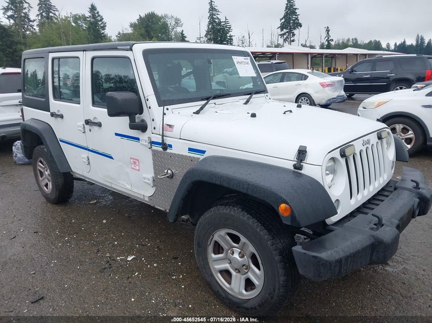 2015 Jeep Wrangler unlimited VIN 1C4BJWKG4FL630145 IAAI salvage auction — SIDE, Clear (Washington), sold $3,800 on 2026-07-22 (photo 1)