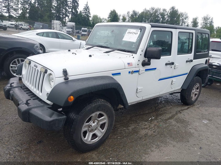 2015 Jeep Wrangler unlimited VIN 1C4BJWKG4FL630145 IAAI salvage auction — SIDE, Clear (Washington), sold $3,800 on 2026-07-22 (photo 2)