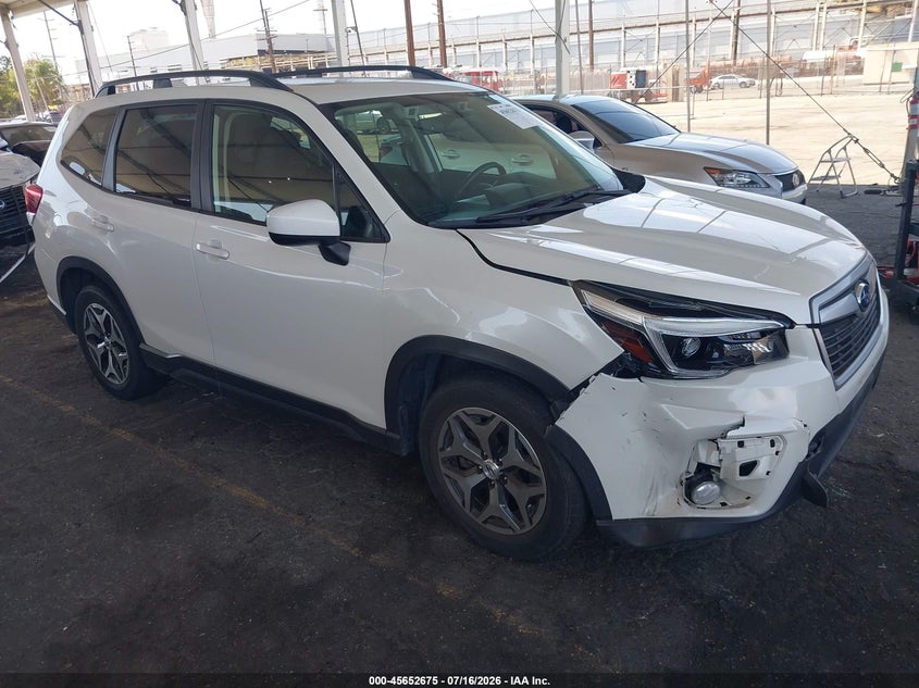 2021 Subaru Forester VIN JF2SKAJC0MH527756 — IAAI salvage auction photo