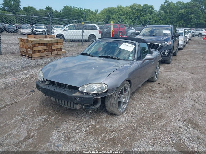 2004 Mazda Mazdaspeed mx-5 miata VIN JM1NB354240409653 IAAI salvage auction — NORMAL WEAR, Regular Certificate (Iowa), sold $1,050 on 2026-07-29 (photo 2)