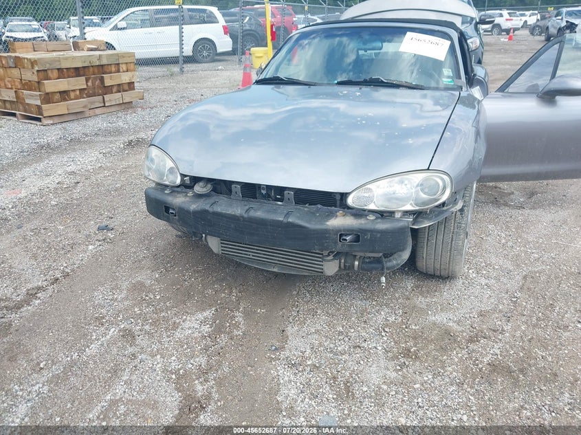 2004 Mazda Mazdaspeed mx-5 miata VIN JM1NB354240409653 IAAI salvage auction — NORMAL WEAR, Regular Certificate (Iowa), sold $1,050 on 2026-07-29 (photo 6)