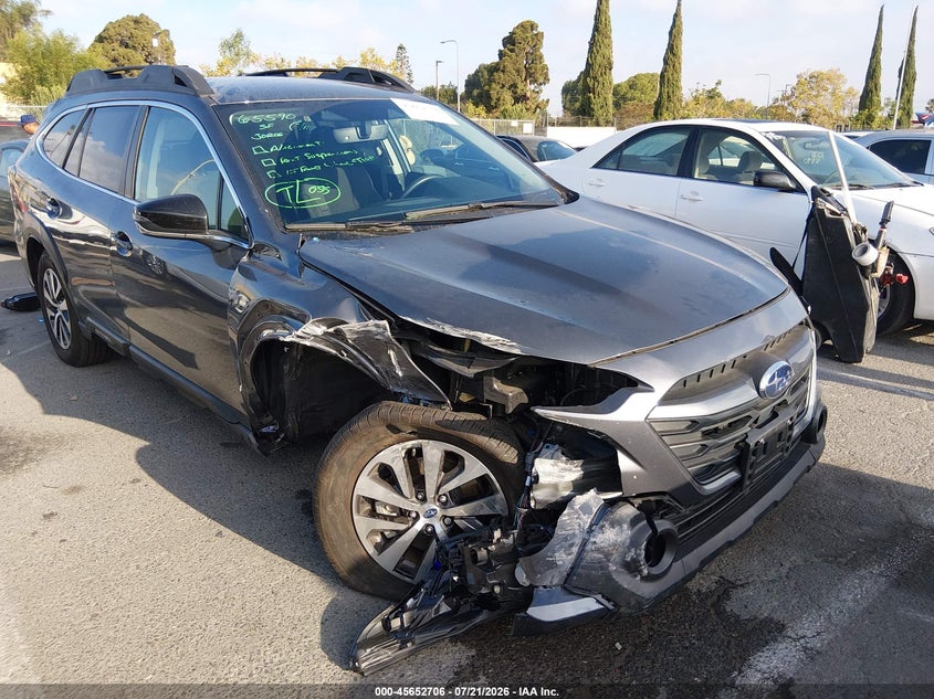2025 Subaru Outback VIN 4S4BTADC9S3168517 — IAAI salvage auction photo