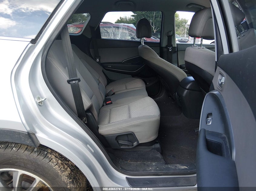 2017 Hyundai Santa fe VIN KM8SM4HF2HU186749 IAAI salvage auction — NORMAL WEAR, Clear (Tennessee), sold $1,000 on 2026-07-29 (photo 8)