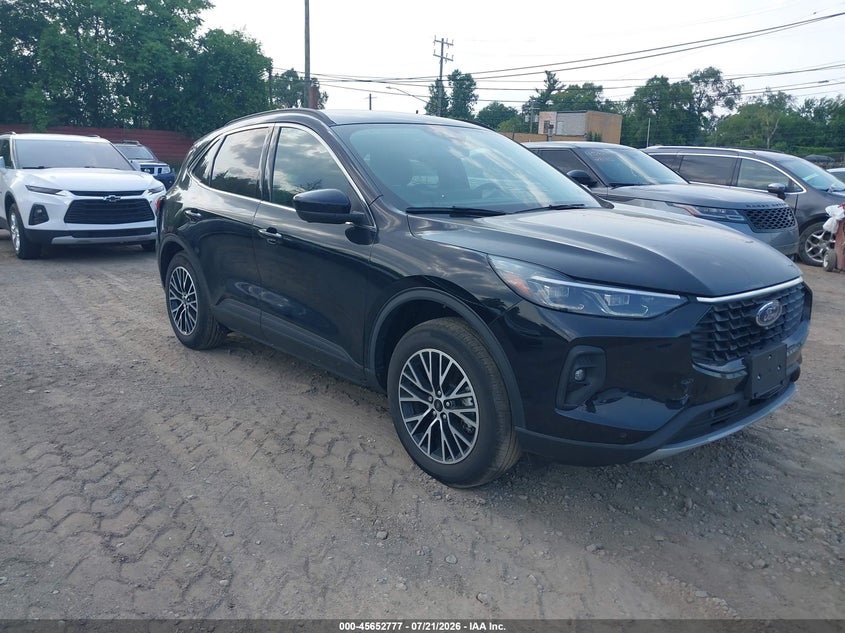 2025 Ford Escape VIN 1FMCU0E11SUA47421 IAAI salvage auction — REAR END, Wait Title, sold $16,000 on 2026-10-01 (photo 1)