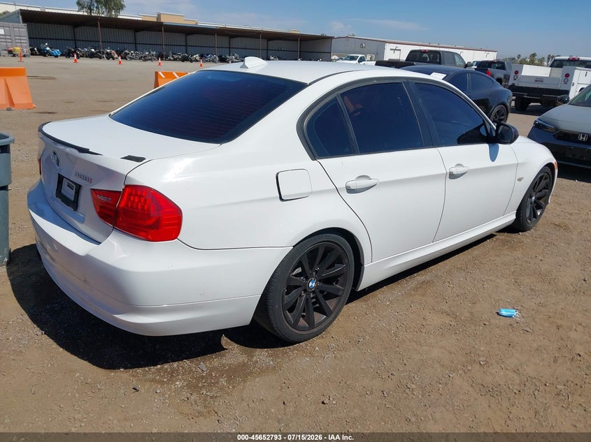 2011 BMW 3 series VIN WBAPH5G52BNM83810 IAAI salvage auction — NORMAL WEAR, Clear - Dealer Only (California), sold $400 on 2026-07-29 (photo 4)