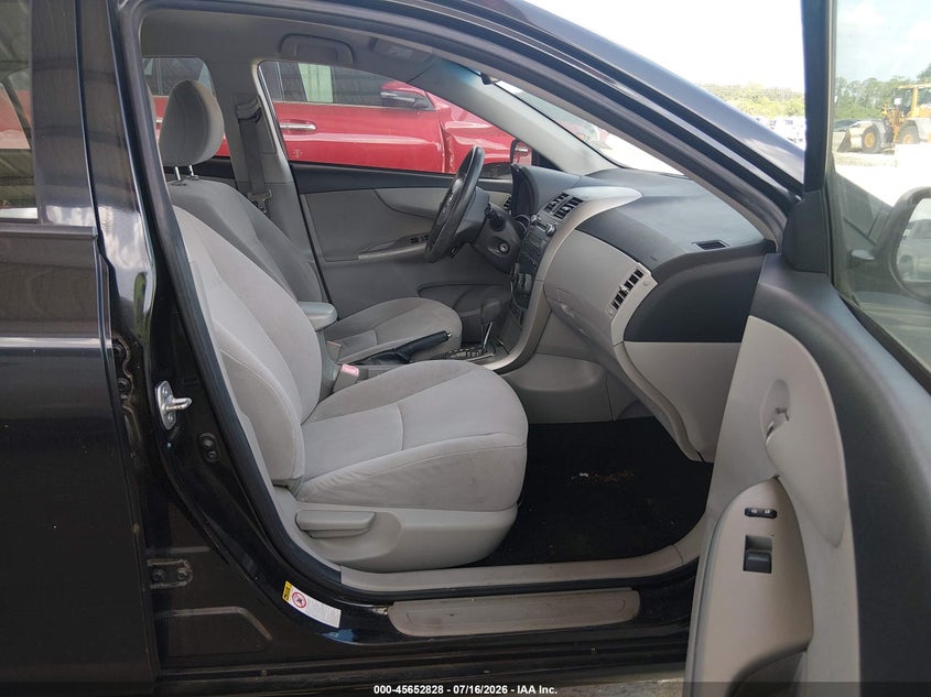 2011 Toyota Corolla VIN JTDBU4EE8BJ092271 IAAI salvage auction — NORMAL WEAR, Clear (Connecticut), sold $925 on 2026-07-28 (photo 5)