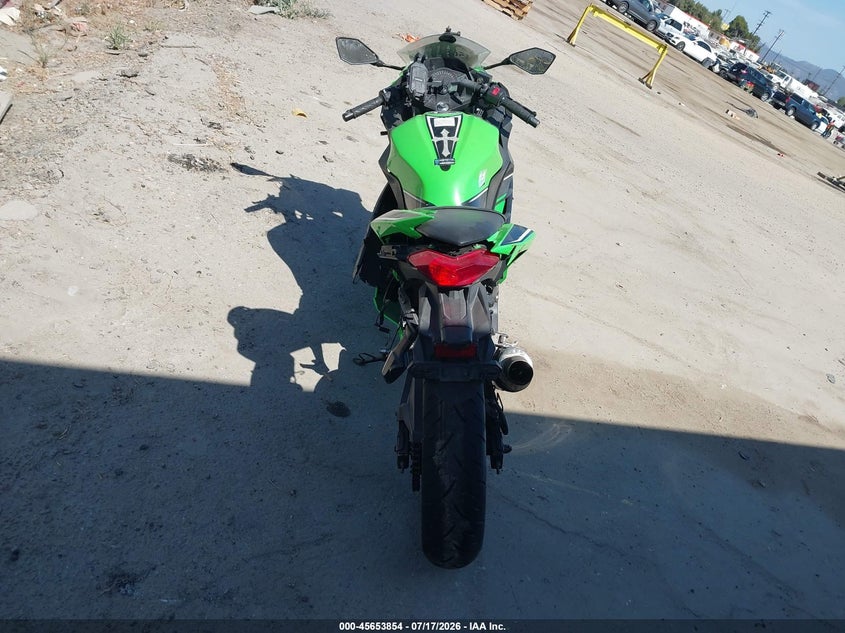 2013 Kawasaki Ninja VIN JKAEX8A12DDA14632 IAAI salvage auction — LEFT & RIGHT, Salvage Title, sold $375 on 2026-09-09 (photo 6)