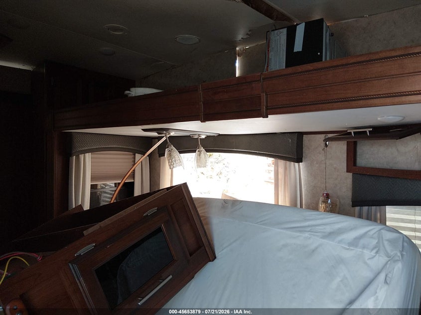 2017 Jayco Other VIN 1UJCJ0BS8H1P10133 IAAI salvage auction — ROLLOVER, Salvage (New Mexico), sold $50 on 2026-09-15 (photo 7)