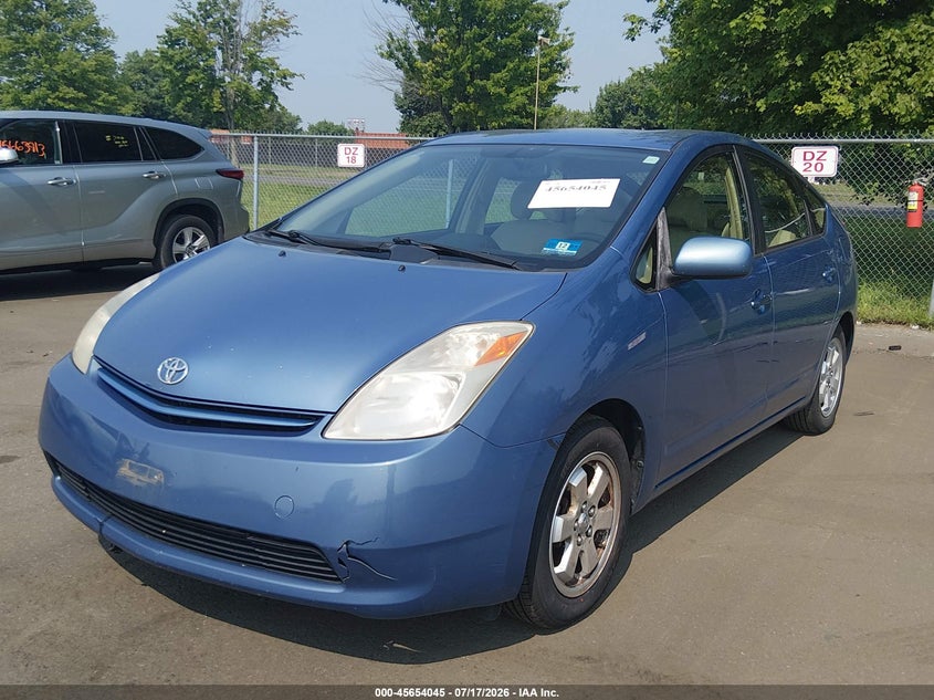 2004 Toyota Prius VIN JTDKB22U340078180 IAAI salvage auction — NORMAL WEAR, Clear (New Jersey), sold $25 on 2026-07-27 (photo 2)