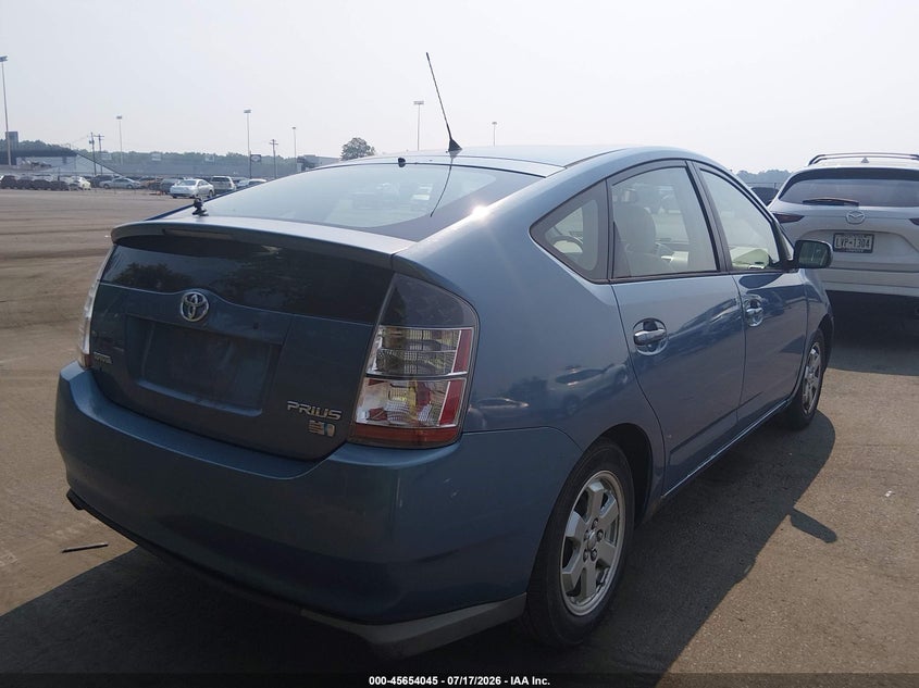 2004 Toyota Prius VIN JTDKB22U340078180 IAAI salvage auction — NORMAL WEAR, Clear (New Jersey), sold $25 on 2026-07-27 (photo 4)