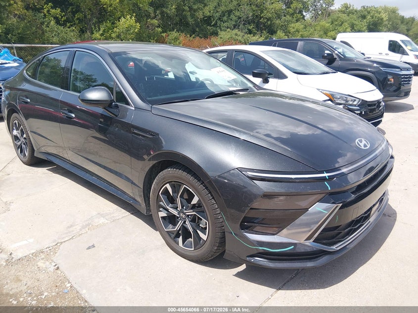 2024 Hyundai Sonata VIN KMHL64JA2RA376552 IAAI salvage auction — RIGHT FRONT, Enterprise Vehicles Clear Only (Louisiana), sold $13,800 on 2026-07-27 (photo 1)