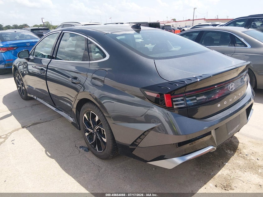 2024 Hyundai Sonata VIN KMHL64JA2RA376552 IAAI salvage auction — RIGHT FRONT, Enterprise Vehicles Clear Only (Louisiana), sold $13,800 on 2026-07-27 (photo 3)