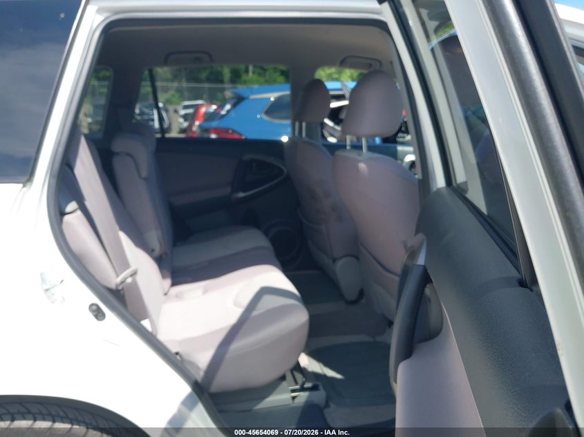 2008 Toyota Rav 4 VIN JTMBK33V385047405 IAAI salvage auction — FRONT END, Clear (Massachusetts), sold $1,950 on 2026-07-23 (photo 8)