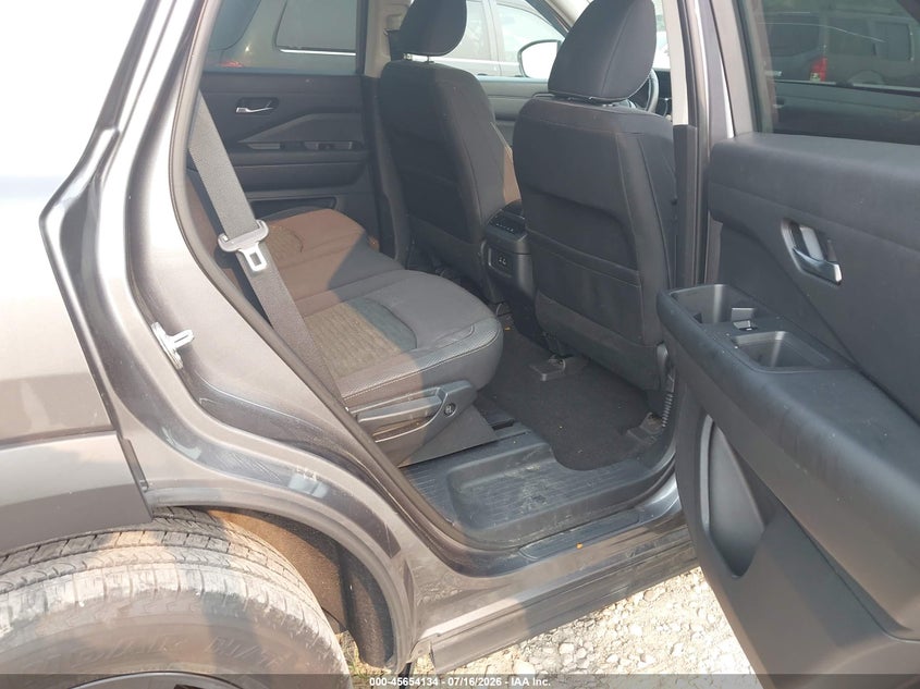 2022 Nissan Pathfinder VIN 5N1DR3BC5NC249251 IAAI salvage auction — FRONT END, Wait Title, sold $11,000 on 2026-08-20 (photo 8)