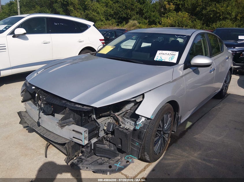 2024 Nissan Altima VIN 1N4BL4DVXRN417919 IAAI salvage auction — FRONT END, Enterprise Vehicles Clear Only (Texas), sold $10,100 on 2026-07-29 (photo 2)