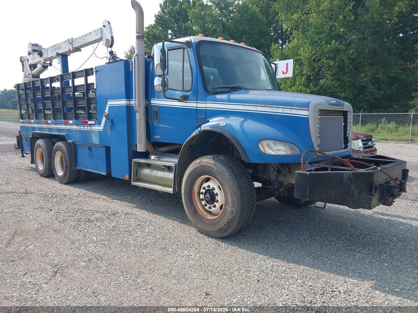 2009 Freightliner M2 VIN 1FVHC7CV09HAJ2858 IAAI salvage auction — NORMAL WEAR, SF97 (Maryland), sold $22,500 on 2026-08-18 (photo 1)