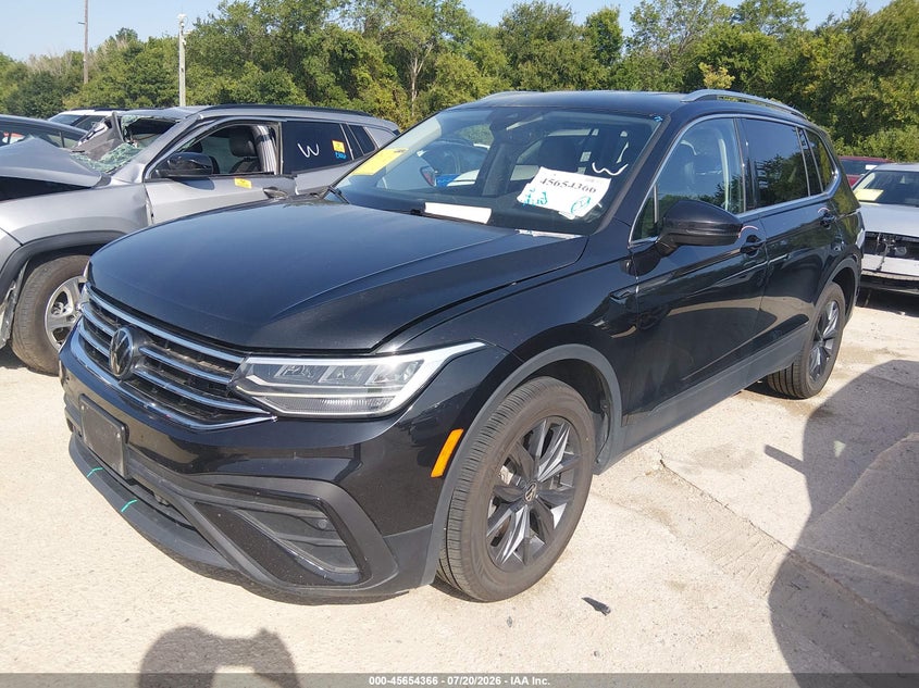 2024 Volkswagen Tiguan VIN 3VV2B7AX3RM127070 IAAI salvage auction — FRONT END, Enterprise Vehicles Clear Only (Idaho), sold $12,600 on 2026-07-29 (photo 2)