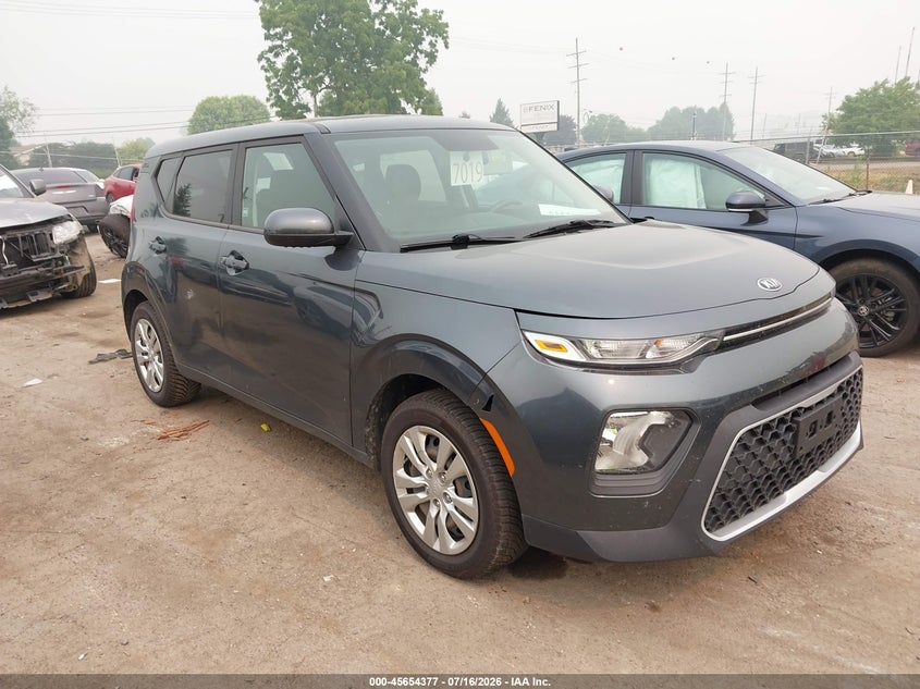 2020 Kia Soul VIN KNDJ23AU2L7093665 IAAI salvage auction — NORMAL WEAR, Clear (Michigan), sold $1,800 on 2026-07-30 (photo 1)