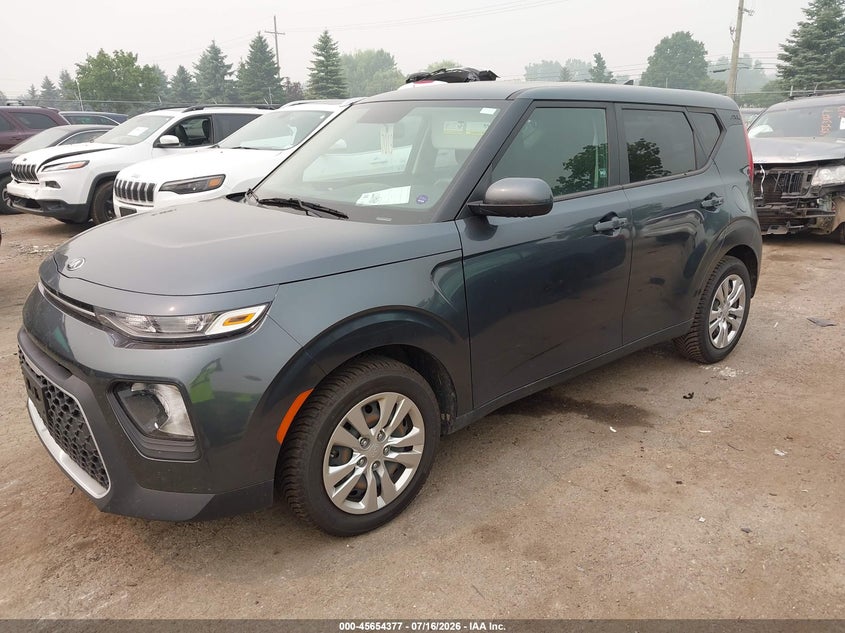 2020 Kia Soul VIN KNDJ23AU2L7093665 IAAI salvage auction — NORMAL WEAR, Clear (Michigan), sold $1,800 on 2026-07-30 (photo 2)