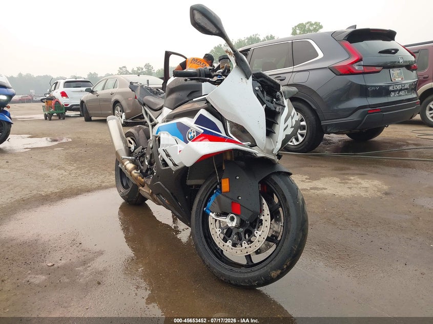 2026 BMW S 1000 VIN WB10P2302T6M11000 — IAAI salvage auction photo