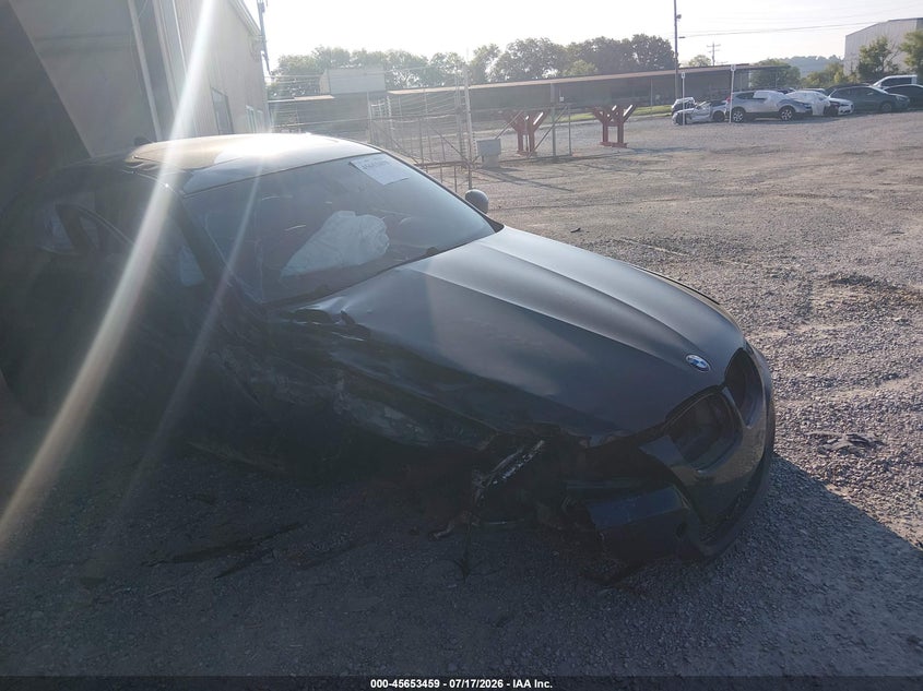 2009 BMW 3 series VIN WBAPM73539E190635 IAAI salvage auction — RIGHT SIDE, Salvage (Tennessee), sold $400 on 2026-08-04 (photo 1)