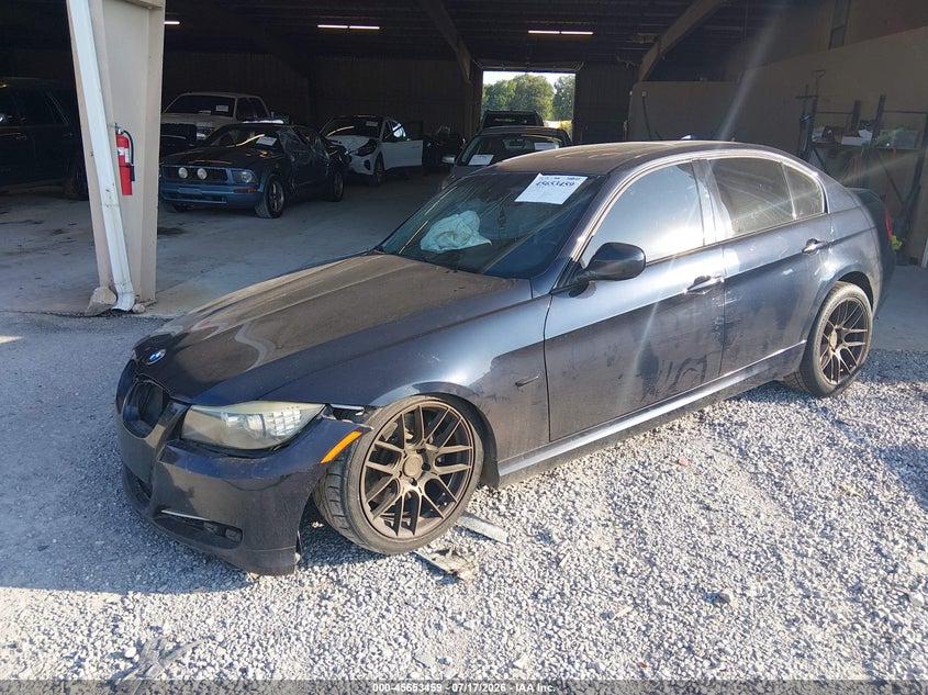2009 BMW 3 series VIN WBAPM73539E190635 IAAI salvage auction — RIGHT SIDE, Salvage (Tennessee), sold $400 on 2026-08-04 (photo 2)