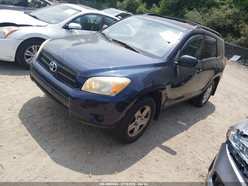 2007 Toyota Rav4 VIN JTMBD33V475094421 IAAI salvage auction — RIGHT SIDE, Clear (Massachusetts), sold $675 on 2026-07-28 (photo 2)