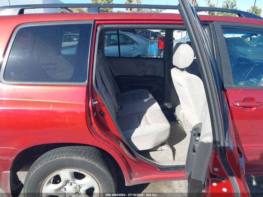 2002 Toyota Highlander VIN JTEHD21A720018133 IAAI salvage auction — NORMAL WEAR, Clear - Dealer Only (California), sold $125 on 2026-07-29 (photo 8)