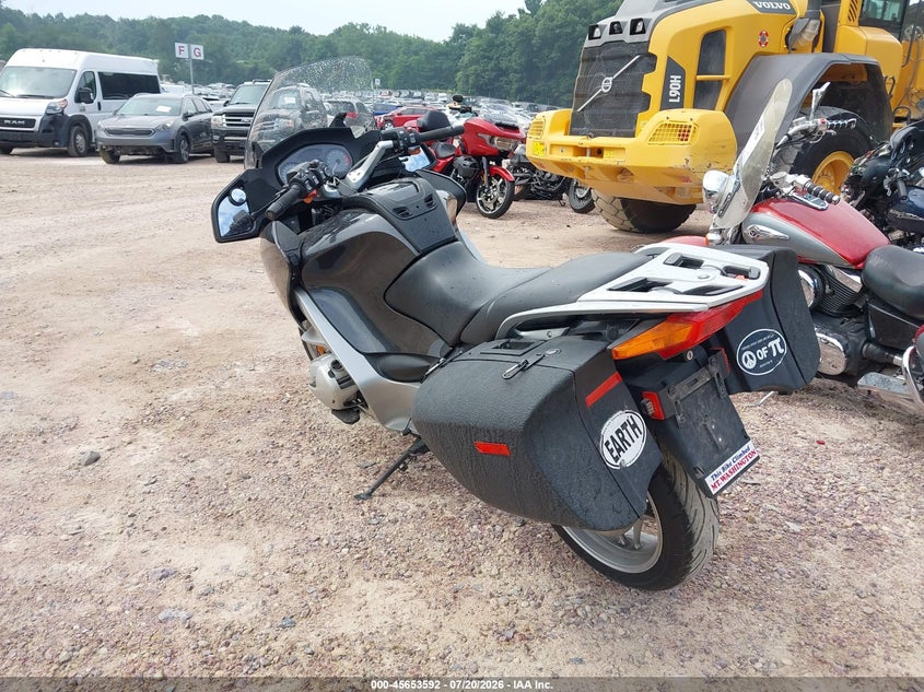 2005 BMW R 1200 VIN WB10388045ZM16093 IAAI salvage auction — NORMAL WEAR, Clear-Endorsement (Wisconsin), sold $25 on 2026-07-29 (photo 3)