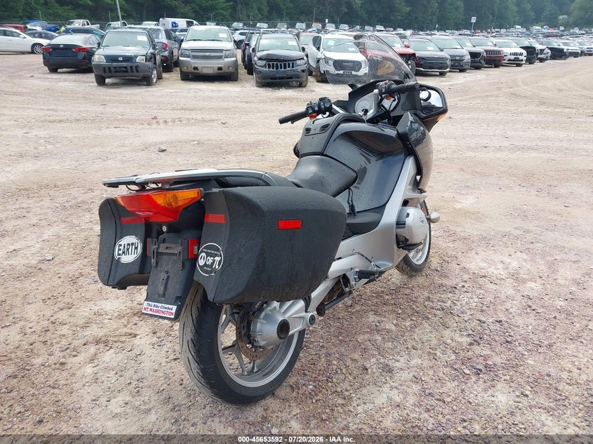 2005 BMW R 1200 VIN WB10388045ZM16093 IAAI salvage auction — NORMAL WEAR, Clear-Endorsement (Wisconsin), sold $25 on 2026-07-29 (photo 4)