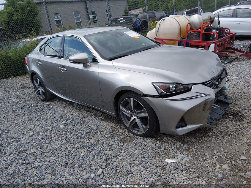 2018 Lexus Is VIN JTHC81D2XJ5031914 — IAAI salvage auction photo