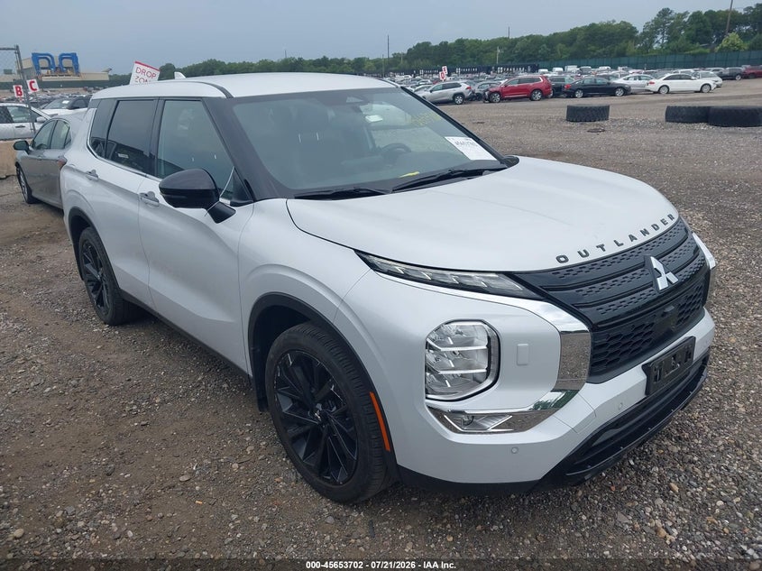 2023 Mitsubishi Outlander VIN JA4J4UA80PZ058646 — IAAI salvage auction photo