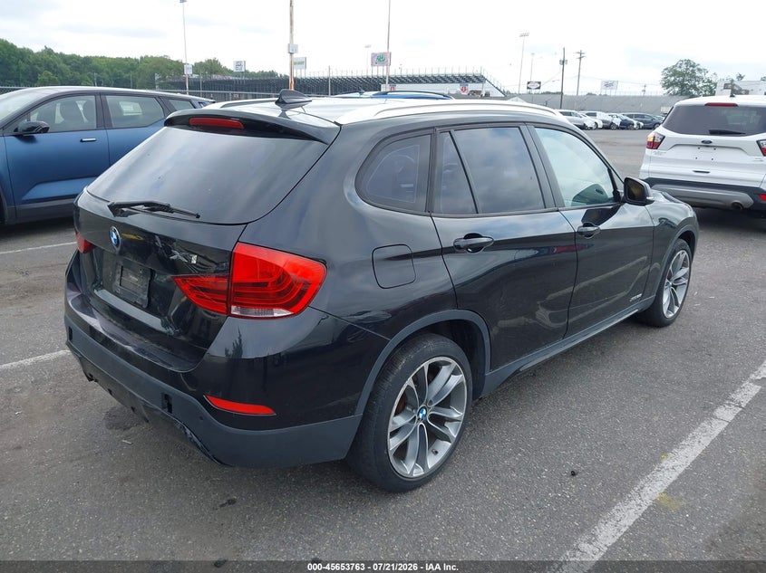 2014 BMW X1 VIN WBAVM5C5XEVV92576 IAAI salvage auction — NORMAL WEAR, Clear (New Jersey), sold $1,250 on 2026-07-27 (photo 4)